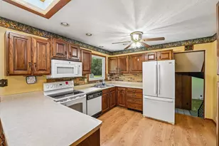 1104 Greenfield Rd, Lackawannock Township, PA 16148 - Photo 6