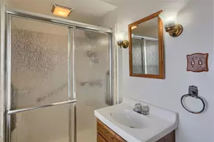302 Foch St, Ellwood City, PA 16117 - Photo 22