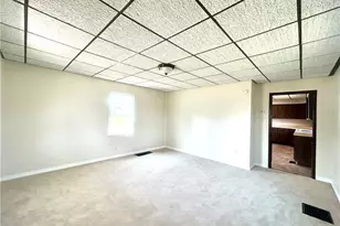 412 3rd St, Luzerne Township, PA 15413 - Photo 10