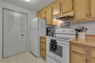 6215 Patrick Henry Dr, Hopewell Township, PA 15001 - Photo 12