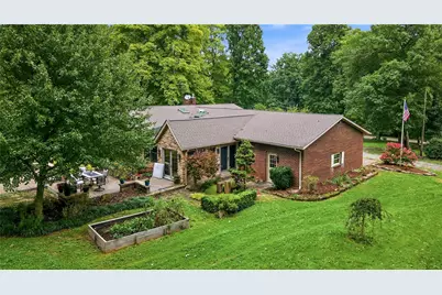 616 W Jamestown Rd, Greene Township, PA 16125 - Photo 14