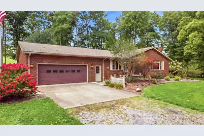 616 W Jamestown Rd, Greene Township, PA 16125 - Photo 4
