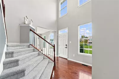 10800 Gasson Dr, North Huntingdon, PA 15642 - Photo 2