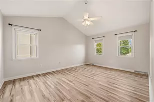 333 Warrick Dr, Seven Fields Boro, PA 16046 - Photo 18