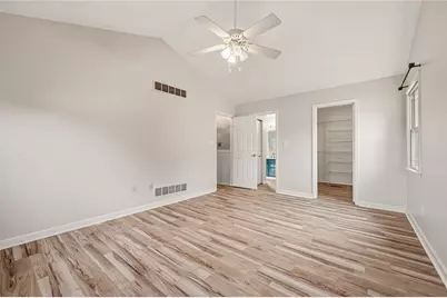 333 Warrick Dr, Seven Fields Boro, PA 16046 - Photo 16
