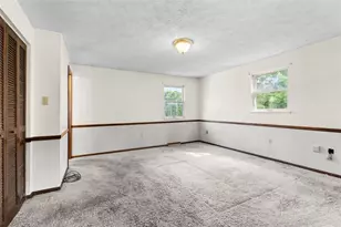 502 Saint Thomas Dr, Hempfield Township, PA 15601 - Photo 18