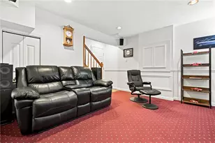 1033 Robinwood Dr, South Park, PA 15129 - Photo 34