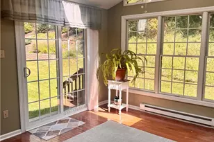 1033 Robinwood Dr, South Park, PA 15129 - Photo 20