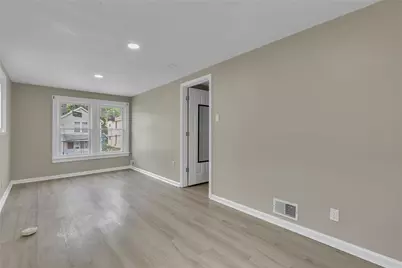 719 Grove St, Aliquippa, PA 15001 - Photo 12