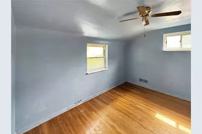 1206 Irene Ln, Pittsburgh, PA 15236 - Photo 16