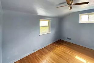 1206 Irene Ln, Pittsburgh, PA 15236 - Photo 16
