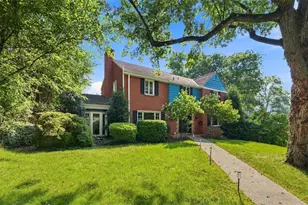 809 White Oak Cir, Pittsburgh, PA 15228 - Photo 2