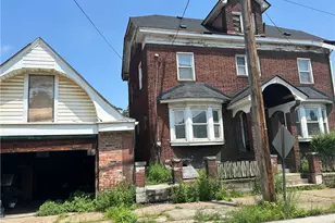 101 8th St, Braddock, PA 15104 - Photo 4