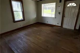 7 Jacob St, Uniontown, PA 15401 - Photo 8