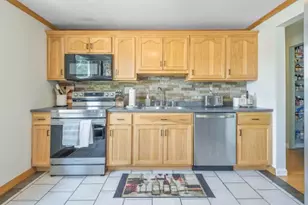 127 W Fair Meadows Dr, North Strabane, PA 15317 - Photo 4