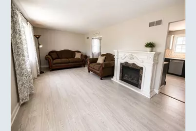 130 Maplehurst Dr, Raccoon Township, PA 15001 - Photo 6