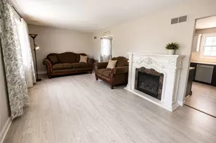 130 Maplehurst Dr, Aliquippa, PA 15001 - Photo 6