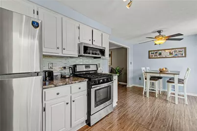 4020 Hancock Dr, Hopewell Township, PA 15001 - Photo 12