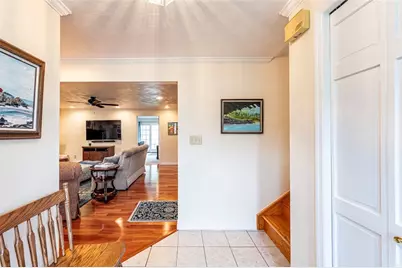 110 Stonybrook, Hempfield Township, PA 15601 - Photo 6