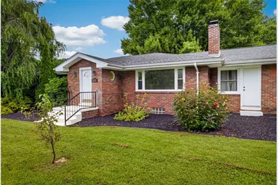 219 Mission Meade Dr, Neshannock Township, PA 16105 - Photo 4