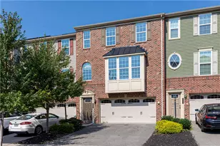 135 Mews Ln, Cranberry Township, PA 16066 - Photo 2