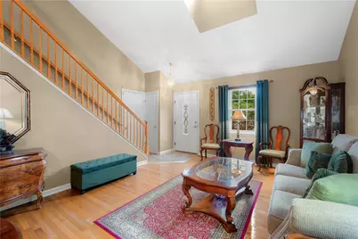 3039 Duncan Ln, Pittsburgh, PA 15236 - Photo 4