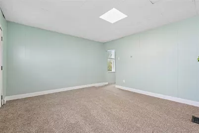 702 E 19th Ave, Munhall, PA 15120 - Photo 18