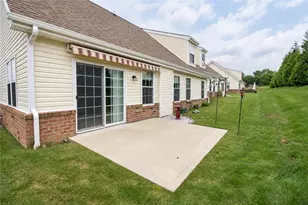 121 Spring Blossom Cir, Chippewa Township, PA 15010 - Photo 30