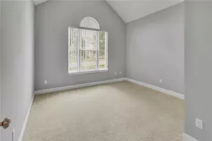 121 Spring Blossom Cir, Chippewa Township, PA 15010 - Photo 18