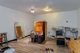 372 E Washington St, New Castle, PA 16101 - Photo 8