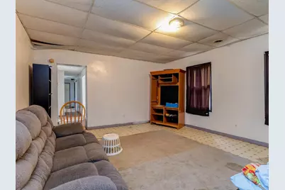 372 E Washington St, New Castle, PA 16101 - Photo 10