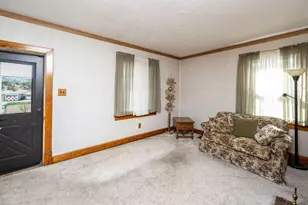 1720 Tyler St, Aliquippa, PA 15001 - Photo 12