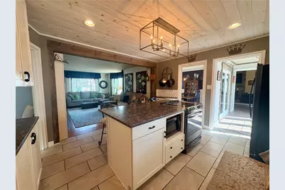 217 Pennsylvania Ave, Zelienople, PA 16063 - Photo 14