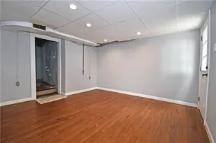 715 Burbridge St, Port Vue, PA 15133 - Photo 10