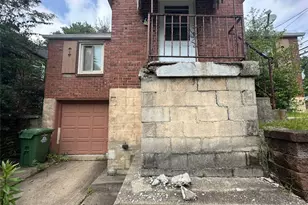 2197 Village Dr, Pittsburgh, PA 15221 - Photo 1
