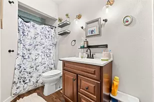 222 Hastings Ave, Oakdale, PA 15071 - Photo 10