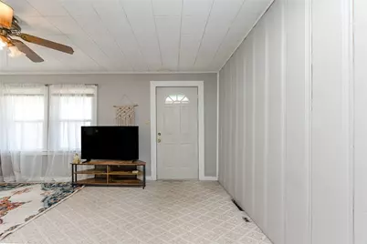 1000 Main St, Volant Boro, PA 16156 - Photo 12