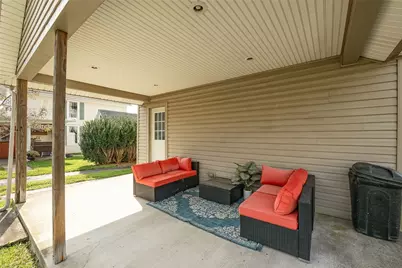 1000 Main St, Volant Boro, PA 16156 - Photo 8