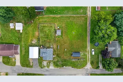424 Pershing Ave, Houston, PA 15342 - Photo 24
