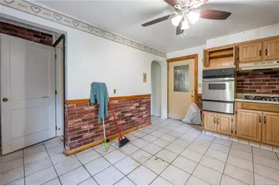 765 Pellis Rd, Hempfield Township, PA 15601 - Photo 8