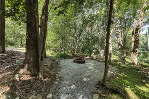 429 Pocono Dr, Jenner Township, PA 15531 - Photo 4