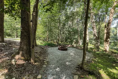 429 Pocono Drive, Jenner Township, PA 15531 - Photo 4