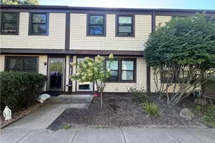 3086 Dara Dr, South Park, PA 15129 - Photo 2
