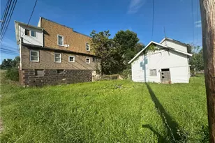106 Main St, Franklin Township, PA 15480 - Photo 4