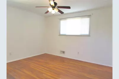 10901 Highpoint Dr, Pittsburgh, PA 15235 - Photo 16