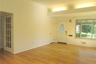 10901 Highpoint Dr, Pittsburgh, PA 15235 - Photo 6