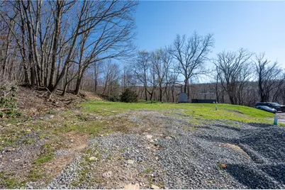 221 Malvina Ln, Unity Township, PA 15650 - Photo 2