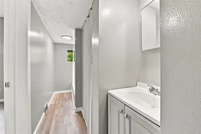 221 Vine St, Canonsburg, PA 15317 - Photo 30