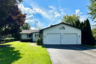 625 Rich Dr, Hickory Township, PA 16101 - Photo 1