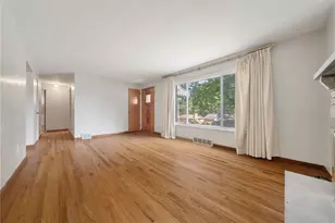 4549 Gates Dr, Pittsburgh, PA 15120 - Photo 8